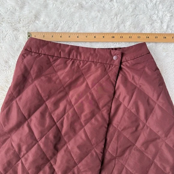 Uniqlo Woman Burgundy Quilt Windproof Wrap Skirt SMALL Contemporary Gorpcore - Picture 7 of 9